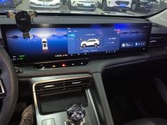 SAIC MG RX5 New Energy eRX5 Super Hybrid Premium Edition - photo 12