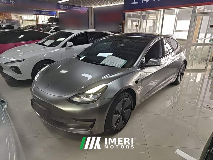 Tesla Model 3 Rear-Wheel Drive