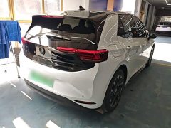 Volkswagen ID.3 Outstanding Edition - ფოტო 6