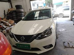 Nissan Sylphy Classic 1.6XL CVT Luxury - photo 2
