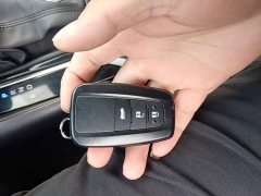 Toyota Corolla Hybrid 1.8H E-CVT Leading Edition - photo 8