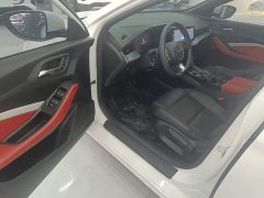 SAIC MG5 180DVVT CVT Luxury - ფოტო 15