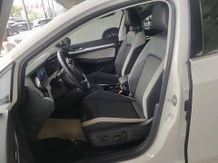 Volkswagen Golf 280TSI DSG Pro Launch Edition - фото 14