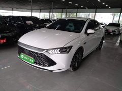 BYD Qin PLUS Glory Edition DM-i 55KM Leading - ფოტო 1