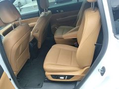 Li Auto ONE Extended Range 6-Seater - ფოტო 16