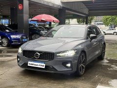 Volvo V60 2023 B5 Ultimate Sport - ფოტო 1