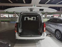 Wuling Hongguang New Energy Pure Electric 300KM Standard - photo 18