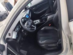 SAIC MG Ei5 500 Heartfelt Edition - ფოტო 14