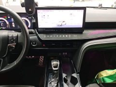 Toyota Camry Hybrid 2.0HS Sport Edition - photo 12
