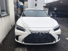 Lexus ES 200 Premium Edition - фото 2