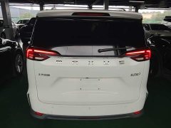 SAIC Maxus EUNIQ 5 Classic Edition 7-seater - ფოტო 5