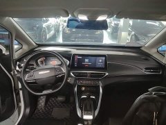 SAIC Maxus EUNIQ 5 Classic Edition 7-seater - ფოტო 9