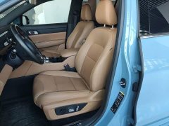 Li Auto ONE Extended Range 6-Seater - ფოტო 14