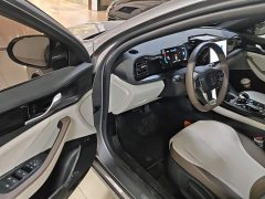 BYD Qin PLUS Glory Edition DM-i 55KM Leading - ფოტო 15