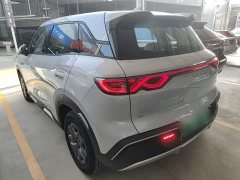 BYD Yuan UP 401KM Vitality Edition - ფოტო 4