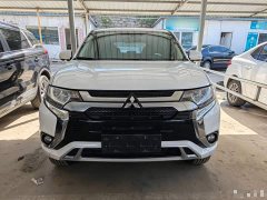 Mitsubishi Outlander Facelift 2.0L FWD Comfort 5-Seater - фото 2