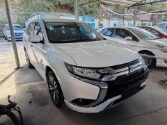 Mitsubishi Outlander Facelift 2.0L FWD Comfort 5-Seater - фото 3