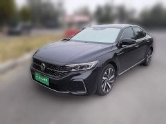 Volkswagen Passat 330TSI Starry Sky Luxury Edition - ფოტო 1