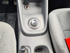 Wuling Hongguang New Energy Extended-Range Hybrid 50KM Practical Edition - ფოტო 13