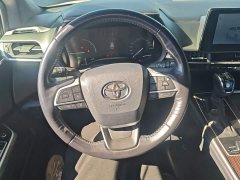 Toyota Gravia 2.5L Hybrid Luxury - фото 10