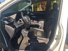 Toyota Gravia 2.5L Hybrid Luxury - фото 14