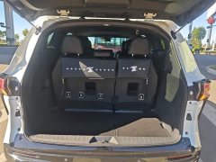 Toyota Gravia 2.5L Hybrid Luxury - фото 18