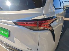 Toyota Gravia 2.5L Hybrid Luxury - фото 7