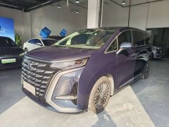 Denza D9 DM-i 970 AWD Flagship - ფოტო 1