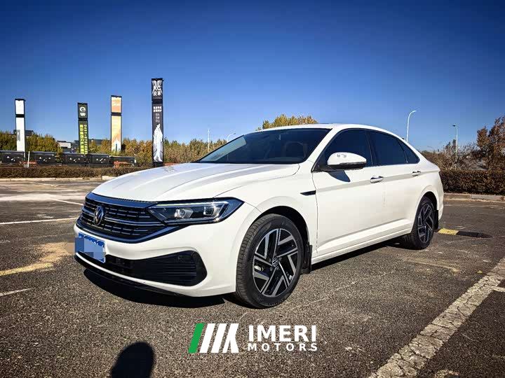 Volkswagen Sagitar 280TSI DSG Beyond Lite