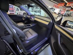 Tesla Model Y Rear-Wheel Drive - ფოტო 17