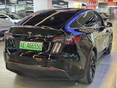 Tesla Model Y Rear-Wheel Drive - ფოტო 5
