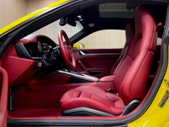Porsche 911 Carrera 4 3.0T - ფოტო 10