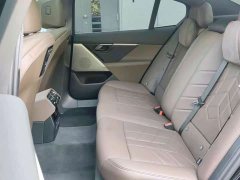BMW i5 eDrive 35L M Sport Package - ფოტო 8