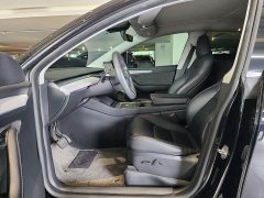 Tesla Model Y Rear-Wheel Drive - ფოტო 4