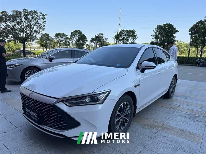 BYD Qin PLUS Glory Edition DM-i 55KM Leading - ავტომობილი ჩინეთიდან