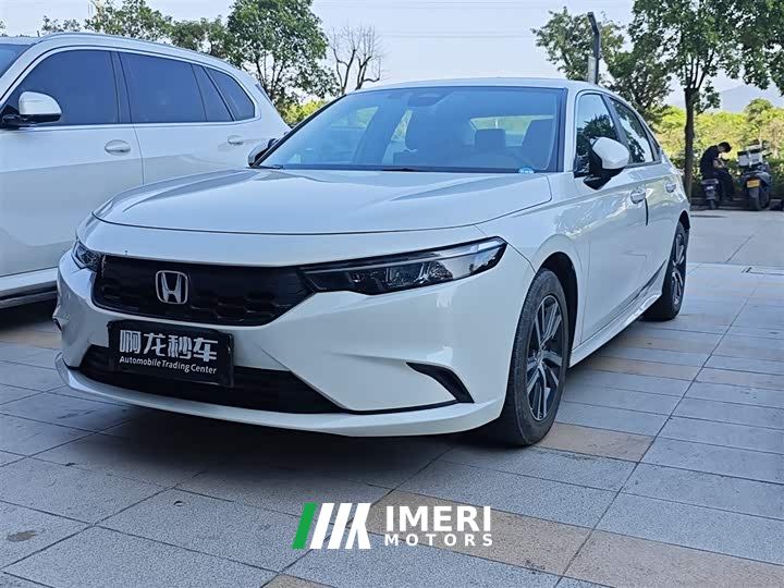 Honda Envix 240TURBO CVT Leading Edition