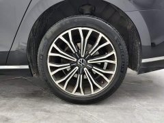 Volkswagen Hui Ang 380TSI Luxury Edition - photo 11