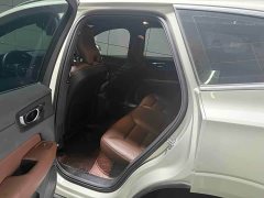 Volvo XC60 T5 AWD Smart Luxury Edition - фото 6