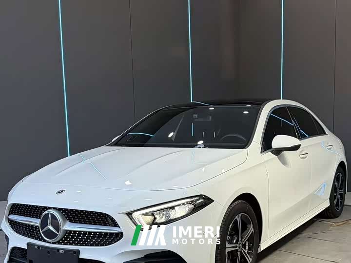 Mercedes-Benz A-Class Facelift A 200 L Sport Sedan Fashion Edition