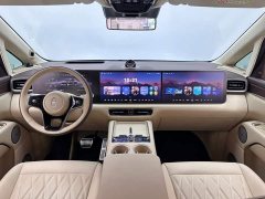 Luxeed Zhiji V9 Ultra - ფოტო 10