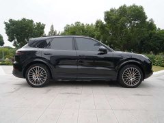 Porsche Cayenne 3.0T Platinum Edition - ფოტო 10