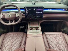 NIO ES8 Six-Seat Executive Signature Edition - photo 18