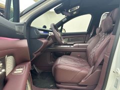 NIO ES8 Six-Seat Executive Signature Edition - photo 4