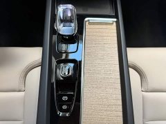 Volvo XC60 B5 AWD Smart Remote Luxury Edition - ფოტო 15