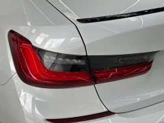 BMW 3 Series Facelift 325Li M Sport Night Edition Package - фото 10