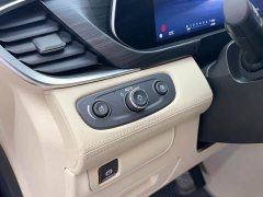 Buick GL8 ES Luxe Enjoyment Edition - ფოტო 18