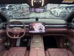 NIO ES8 Six-Seat Executive Signature Edition - ფოტო 13