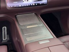 NIO ES8 Six-Seat Executive Signature Edition - ფოტო 15