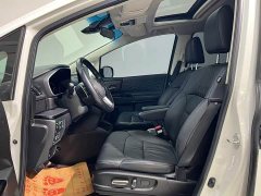 Honda Odyssey 2.0L e:HEV Luxury - photo 3