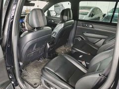 Li Auto ONE Extended Range 6-Seater - photo 8
